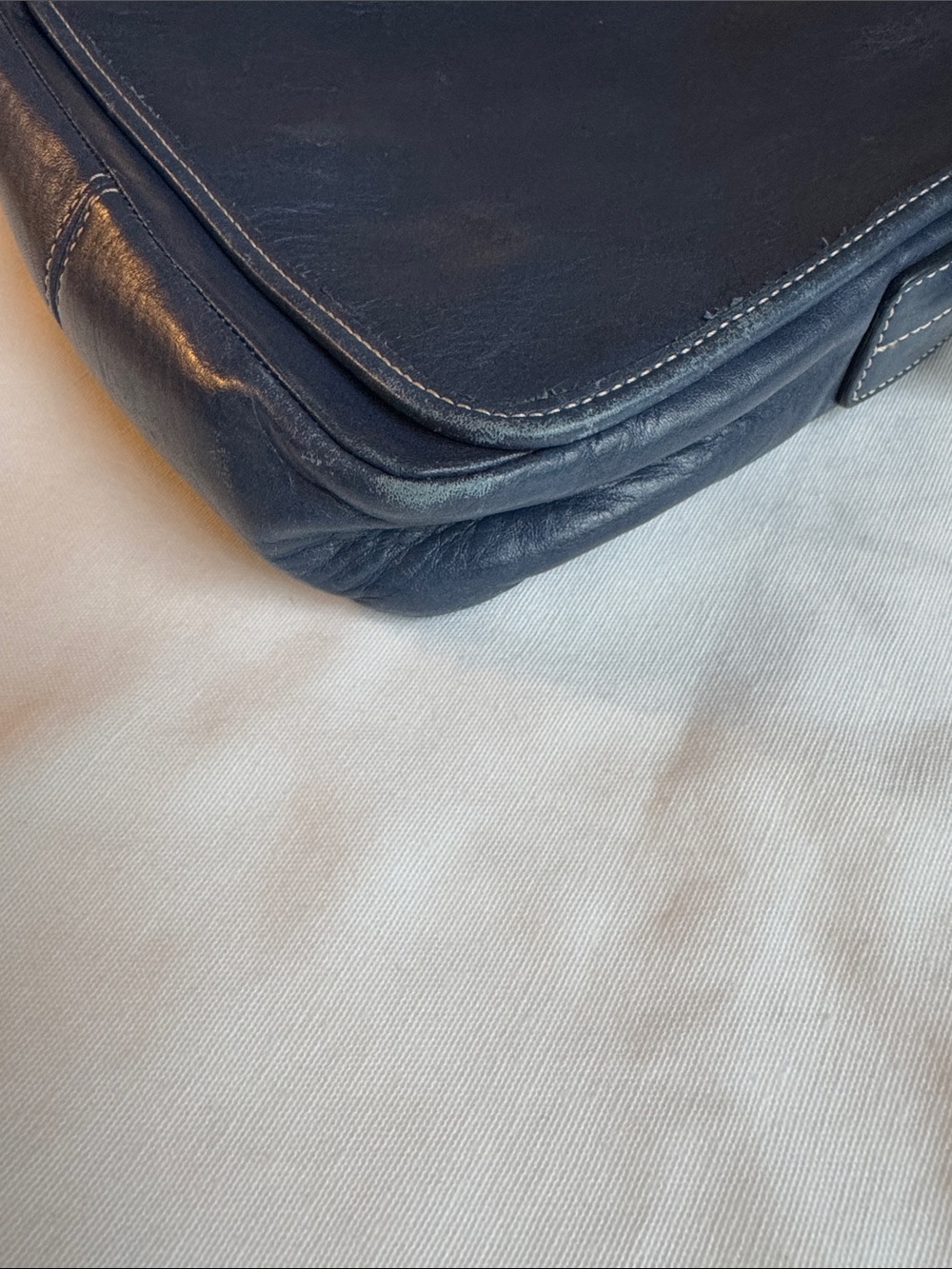 Coach Vintage Blue Leather Messenger Crossbody 9335 - Picture 6 of 10